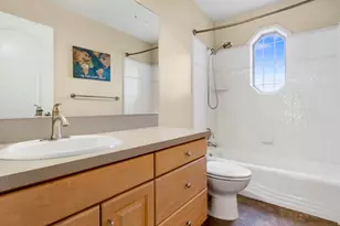 874 Avalon Hills Dr, Ogden, UT 84404 - Photo 14