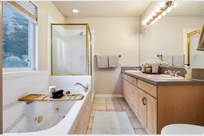 874 Avalon Hills Dr, Ogden, UT 84404 - Photo 12