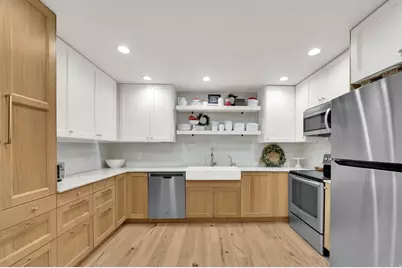 241 N Vine St W #PH1E, Salt Lake City, UT 84103 - Photo 2