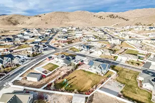 2098 E Elkhorn Rd, Eagle Mountain, UT 84005 - Photo 68