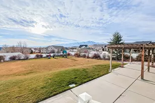 2098 E Elkhorn Rd, Eagle Mountain, UT 84005 - Photo 48