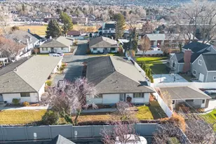 4608 S Locust Ln E, Holladay, UT 84117 - Photo 36