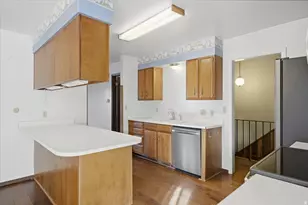 4608 S Locust Ln E, Holladay, UT 84117 - Photo 12