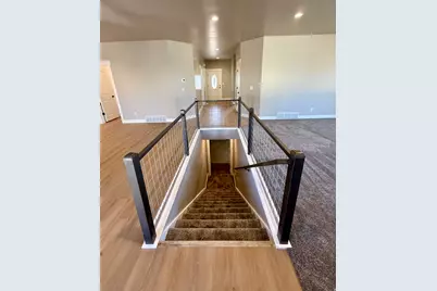 1198 W Grayhawk Loop, Roosevelt, UT 84066 - Photo 32