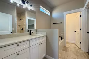 1198 W Grayhawk Loop, Roosevelt, UT 84066 - Photo 16