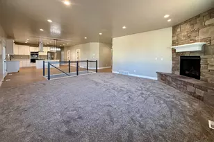 1198 W Grayhawk Loop, Roosevelt, UT 84066 - Photo 8