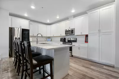 8392 S Sky Mirror Ln W #204, Midvale, UT 84047 - Photo 6