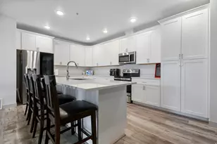 8392 S Sky Mirror Ln W, Midvale, UT 84047 - Photo 6