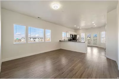 13528 S Venicia Way #9, Draper, UT 84020 - Photo 2