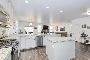 5625 S Dunetree Hill Ln E, Holladay, UT 84121 - Photo 4