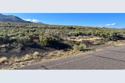 2 N Landslide Rd E, Central Valley, UT 84754 - Photo 2