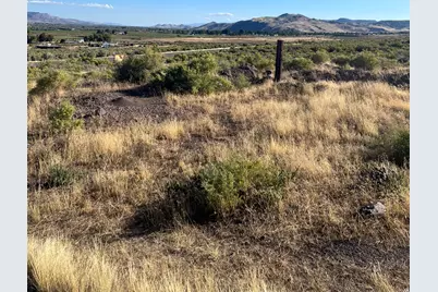 2 N Landslide Rd E, Central Valley, UT 84754 - Photo 6