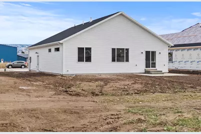 273 N 300 W, Preston, ID 83263 - Photo 34