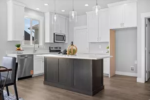 372 S 1150 E, Smithfield, UT 84335 - Photo 10