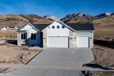 372 S 1150 E #607, Smithfield, UT 84335 - Photo 2
