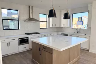 945 S Cloverfield Ct, Heber City, UT 84032 - Photo 8