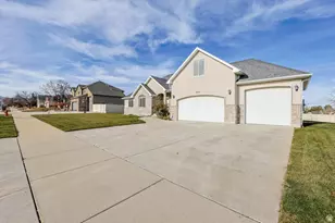 3352 W 10235 S, South Jordan, UT 84095 - Photo 44