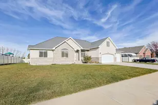 3352 W 10235 S, South Jordan, UT 84095 - Photo 46