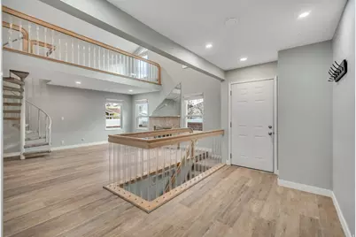 730 E Village Way, Sandy, UT 84094 - Photo 10