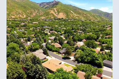 1762 E Whispering Oaks Dr, Ogden, UT 84403 - Photo 42