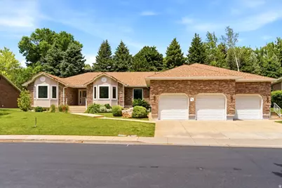 1762 E Whispering Oaks Dr, Ogden, UT 84403 - Photo 1