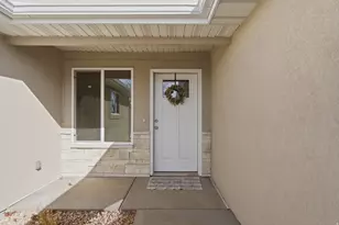 1615 N Angel St W, Layton, UT 84041 - Photo 2
