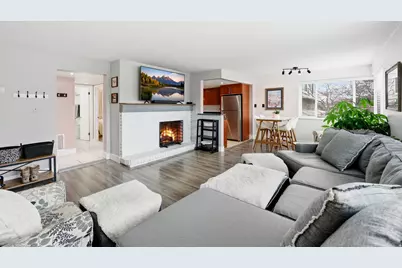 2220 E Murray Holladay Rd S #101, Holladay, UT 84117 - Photo 2