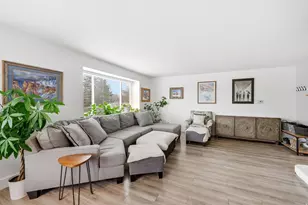 2220 E Murray Holladay Rd S, Holladay, UT 84117 - Photo 4