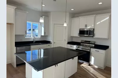 5410 N Lindbergh Lane Ln #525, Eagle Mountain, UT 84005 - Photo 2