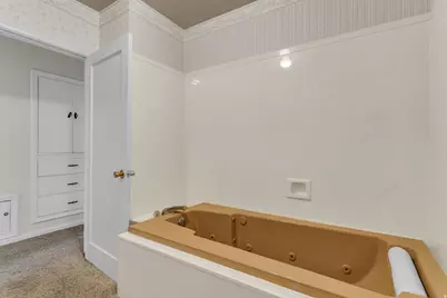 2242 E Kensington Ave S, Salt Lake City, UT 84108 - Photo 20