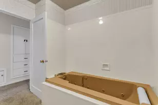 2242 E Kensington Ave S, Salt Lake City, UT 84108 - Photo 20