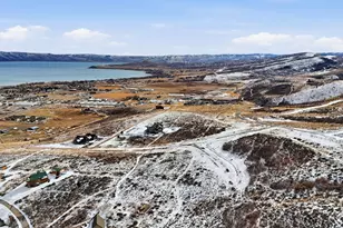 574 N Crestview Dr, Garden City, UT 84028 - Photo 8