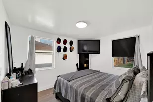 1115 S Glendale Dr W, Salt Lake City, UT 84104 - Photo 10