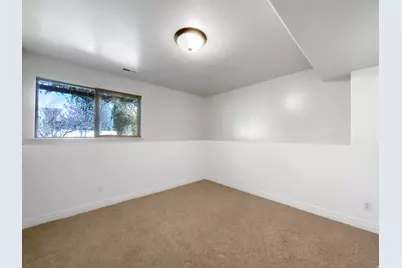 969 S View Crest Ln, Kaysville, UT 84037 - Photo 24