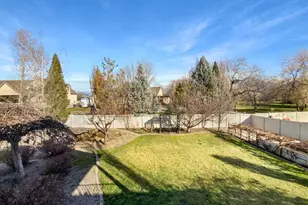 969 S View Crest Ln, Kaysville, UT 84037 - Photo 28