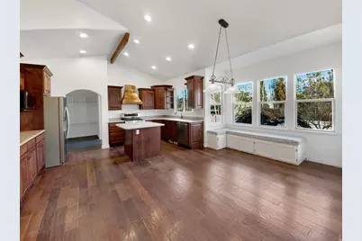 969 S View Crest Ln, Kaysville, UT 84037 - Photo 12