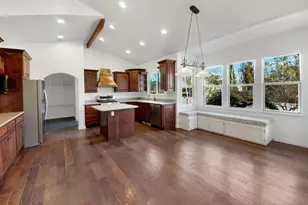 969 S View Crest Ln, Kaysville, UT 84037 - Photo 12