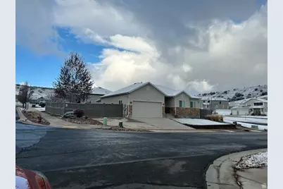 7253 N Skyview Ln, Eagle Mountain, UT 84005 - Photo 1