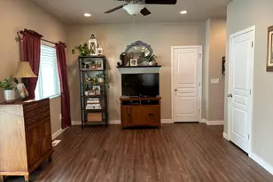 7253 N Skyview Ln, Eagle Mountain, UT 84005 - Photo 6