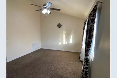 521 E 1565 S, Roosevelt, UT 84066 - Photo 6