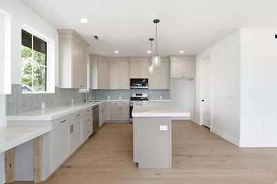 17 N 1000 W, Provo, UT 84601 - Photo 12
