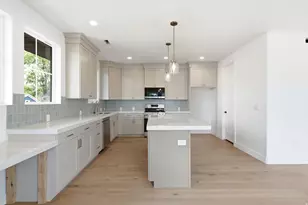 17 N 1000 W, Provo, UT 84601 - Photo 12