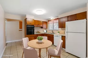 6884 S Bella Vista Dr, Cottonwood Heights, UT 84121 - Photo 4