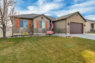 653 Stone Brook Ln, Santaquin, UT 84655 - Photo 2