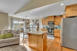 653 Stone Brook Ln, Santaquin, UT 84655 - Photo 10