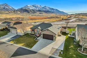 653 Stone Brook Ln, Santaquin, UT 84655 - Photo 44