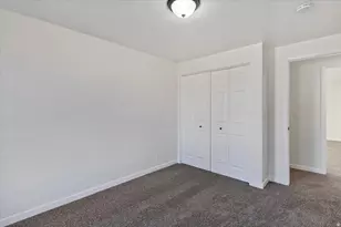 711 W 4300 S, Riverdale, UT 84405 - Photo 16