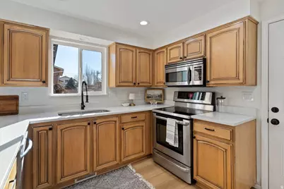 711 W 4300 S, Riverdale, UT 84405 - Photo 10