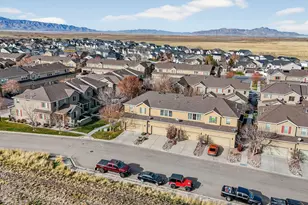 497 E Frost Ln N, Stansbury Park, UT 84074 - Photo 32