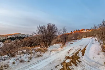 2560 S Valley View Rd #1, Wanship, UT 84017 - Photo 12